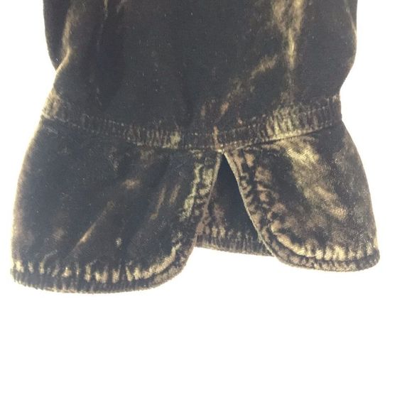 Cut Loose Velvet Blazer in Deep Olive - Picture 4 of 11